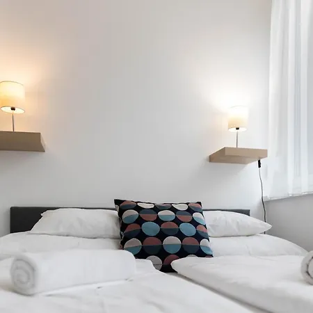 מלון דירות Roomstore אגר