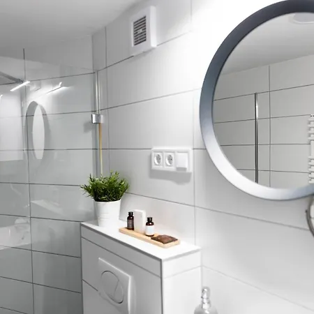 Hotel de apartamente Roomstore 3*