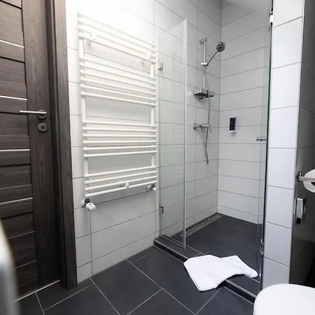 Lejlighedshotel Roomstore Eger