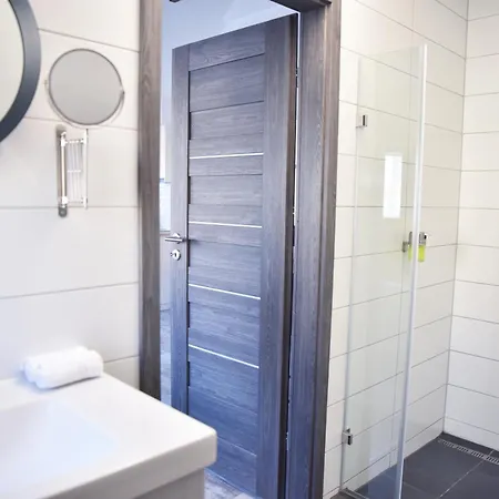 Roomstore Hotel de apartamente Eger