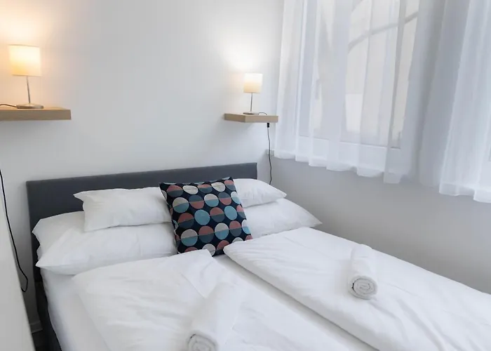 Roomstore Aparthotel 3*