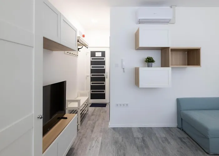 Aparthotel Roomstore 3*