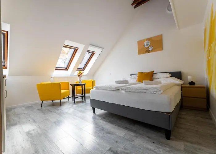 Roomstore 3*